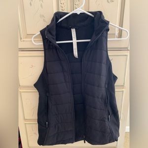 Women’s Lululemon black vest, size 6